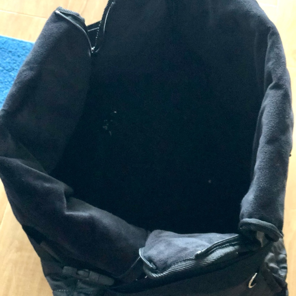 Quilted Pet Carrier/Car Seat - Picture 4 of 12